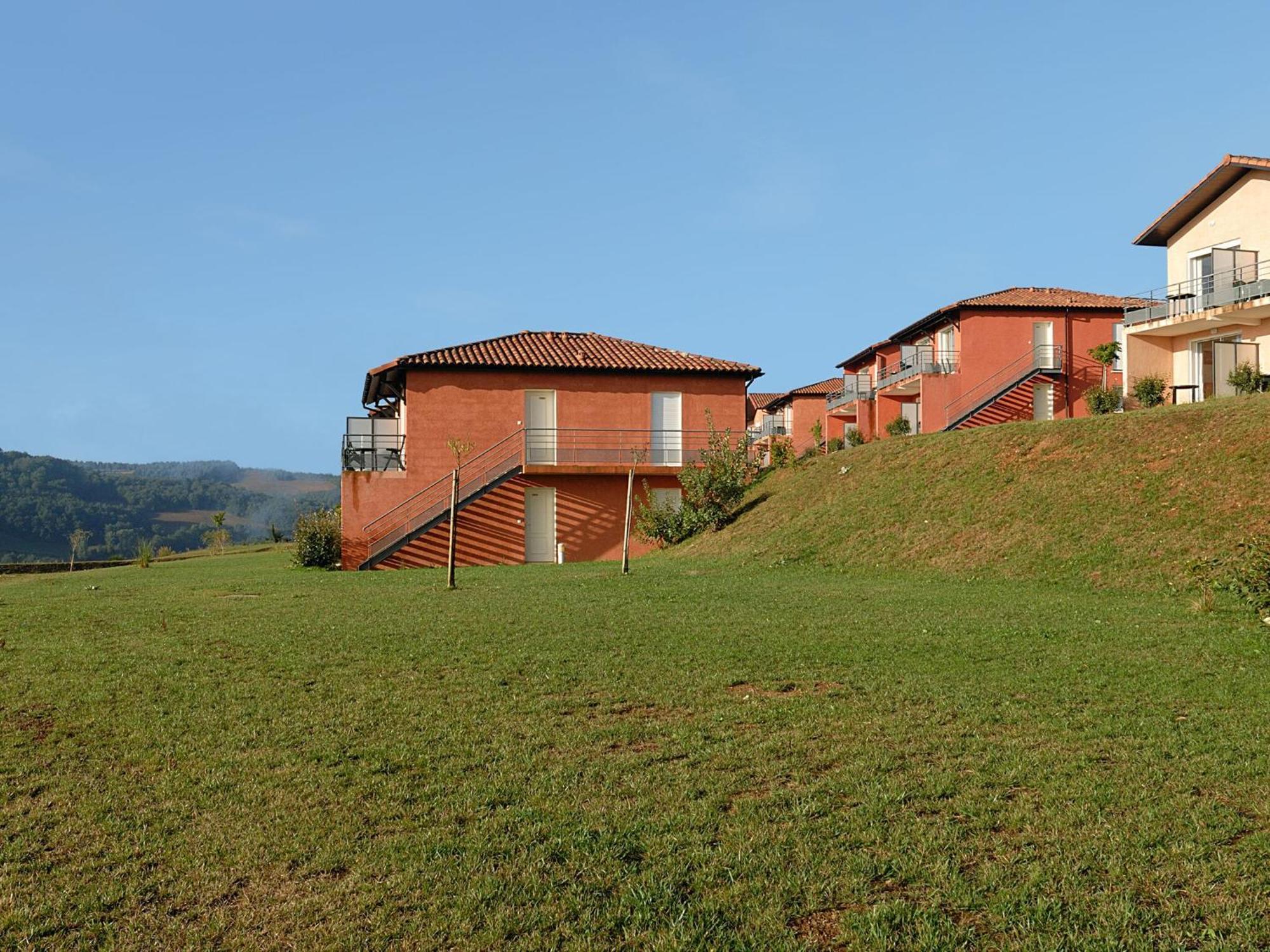 Cozy Holiday Home In Tr Bas With Sauna Trébas Eksteriør billede